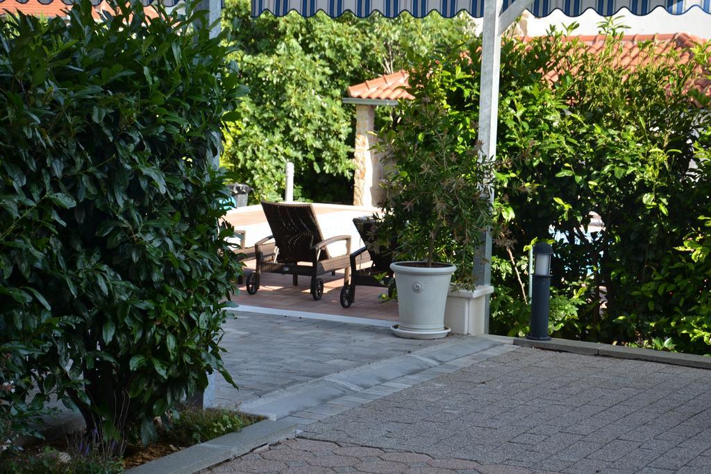 Apartment Mary Trogir Kamer foto