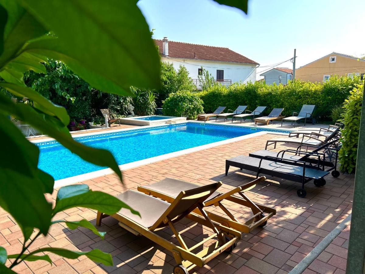 Apartment Mary Trogir Buitenkant foto