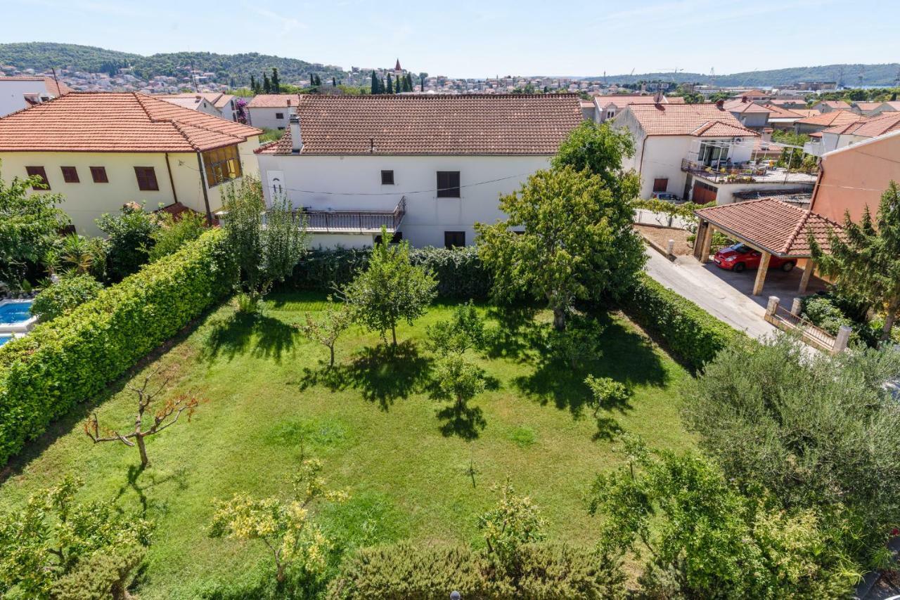 Apartment Mary Trogir Buitenkant foto