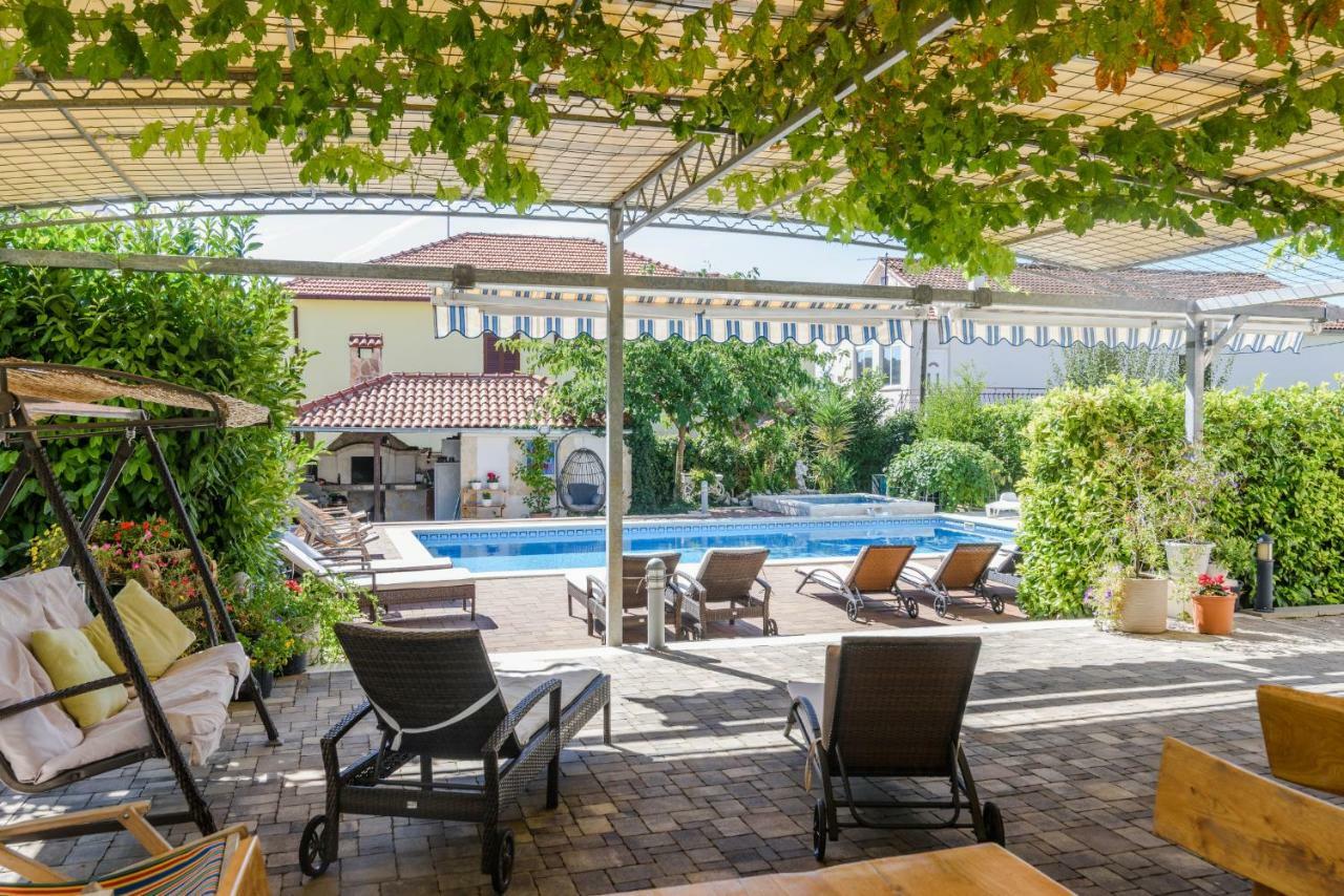 Apartment Mary Trogir Buitenkant foto
